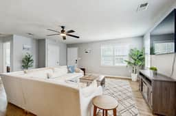 Updated Pet-Friendly Home Near Park Circle, Charleston & Beaches