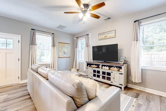 Modern cottage with all-new interior, patio, AC, & W/D - near beaches & golf