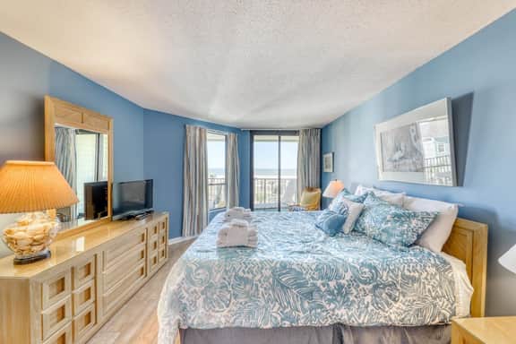 Ocean-view villa at beachfront complex with pool - walk to golf, dining, & more