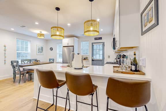 Cozy, Well-Appointed Home Near Top Charleston Destinations w/Firepit