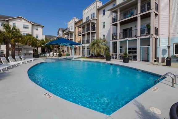 Spacious 3BR in Pet Friendly Walkable Resort with a Pool